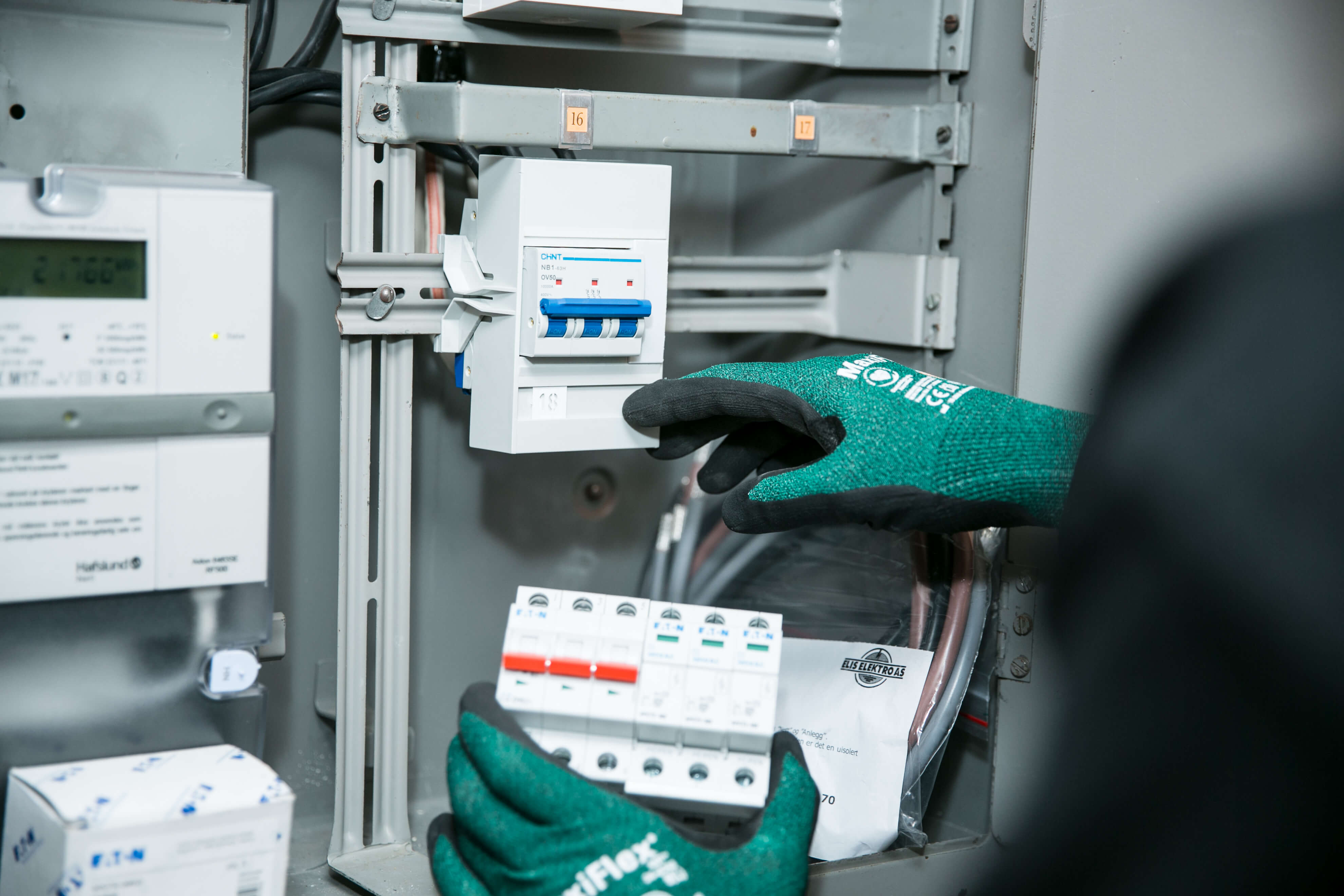 Sikringsskap under ombygging